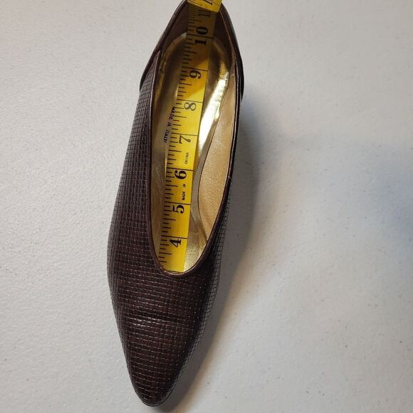 Paloma Vintage Italian Woven Leather Low Kitten Heel Pumps Brown - Picture 16 of 16